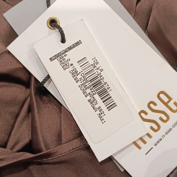 NWT, NISSE Limited Edition Dunes 100% Silk Maxi Dress - Picture 14 of 16